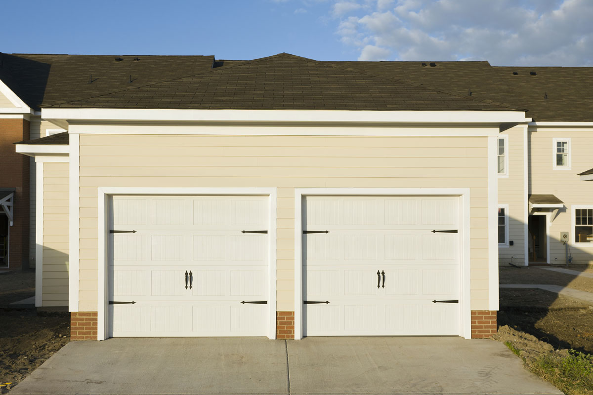 Townhouses with garages